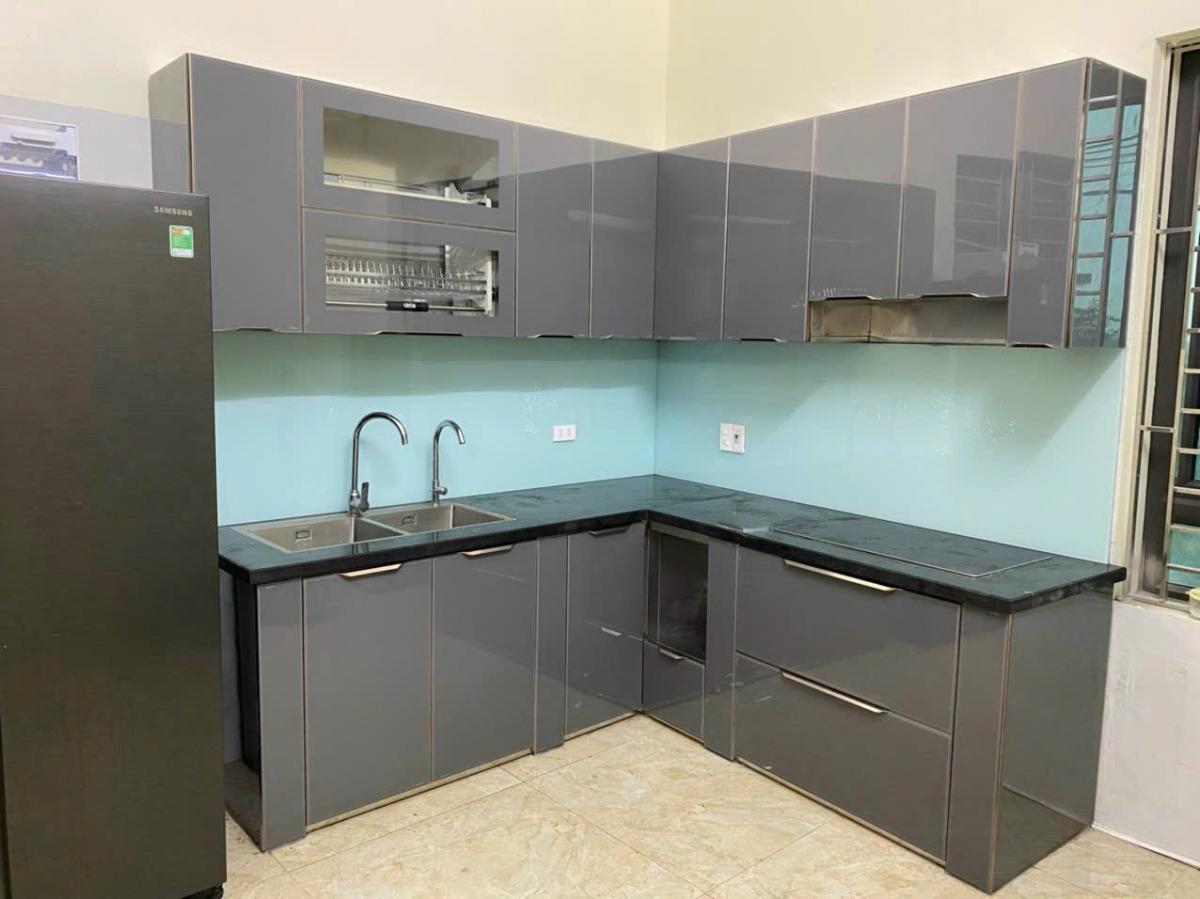 tủ bếp khung bê tông