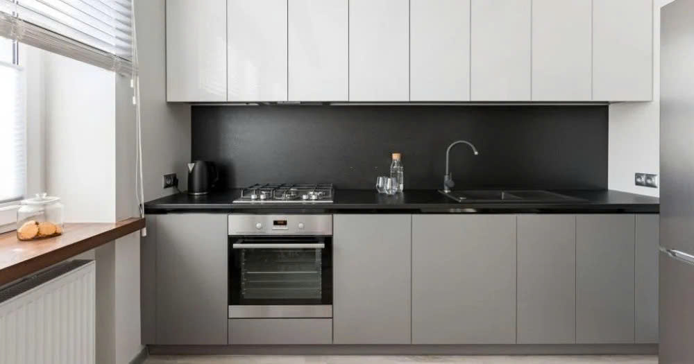 tủ bếp màu xám